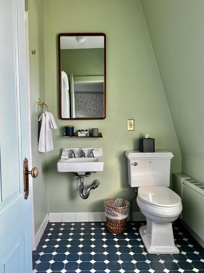 Atlantic Inn New Shoreham Bagian luar foto