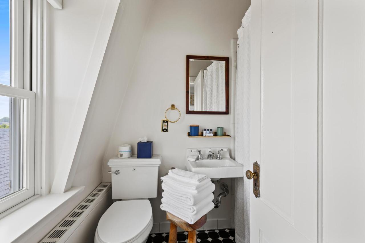 Atlantic Inn New Shoreham Bagian luar foto